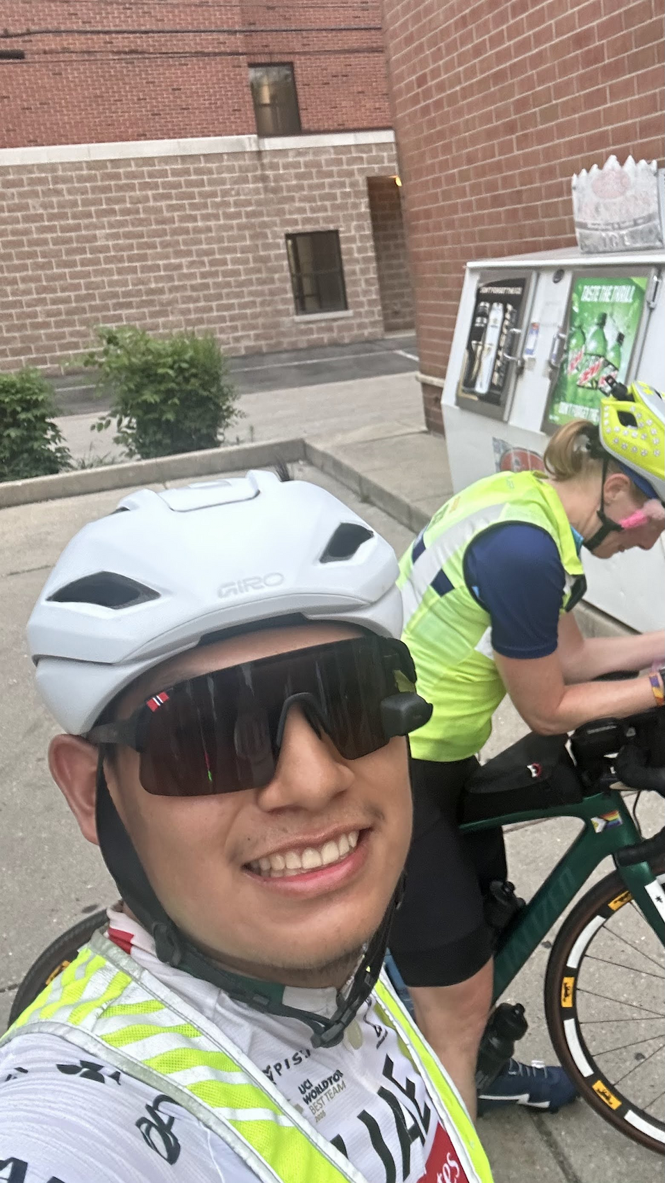 Fernando Soto riding with TriEye The View during the Mishigami Challenge 2026 around Lake Michigan