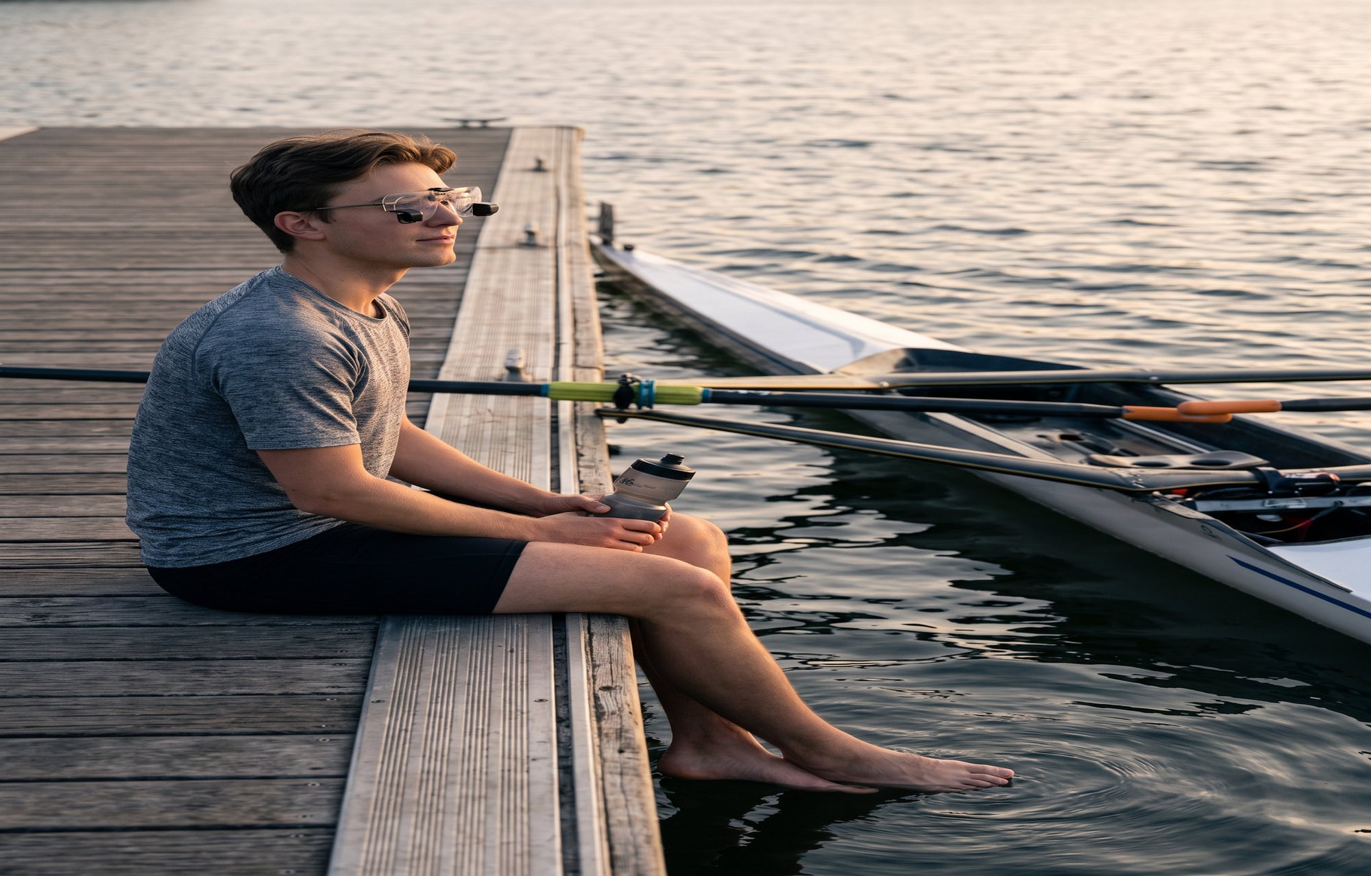Clear Polycarbonate Sharp_clip_dual_lifestyle_dock-rest