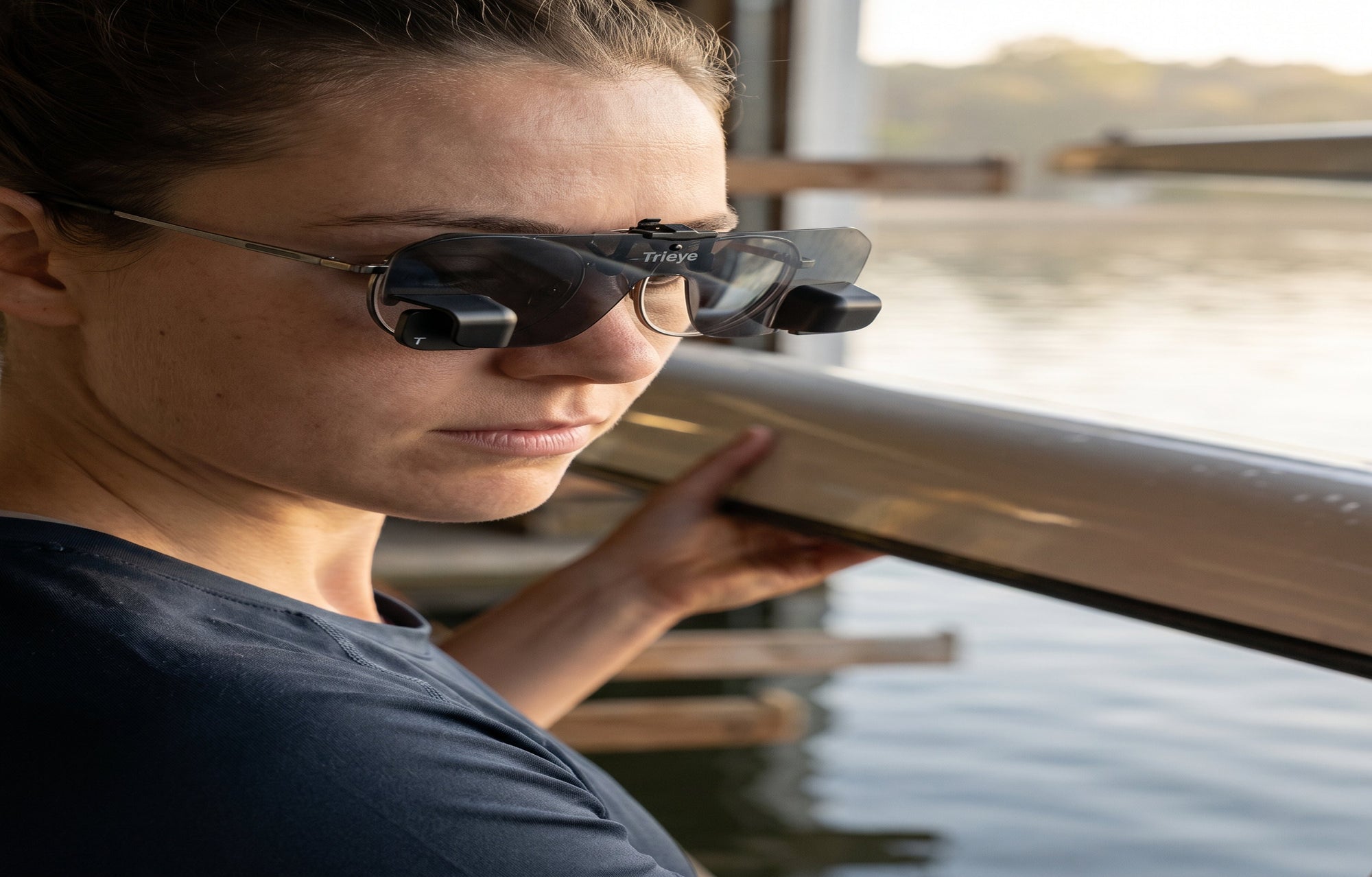 Polarized Smoke Sharp_clip_dual_lifestyle_boathouse