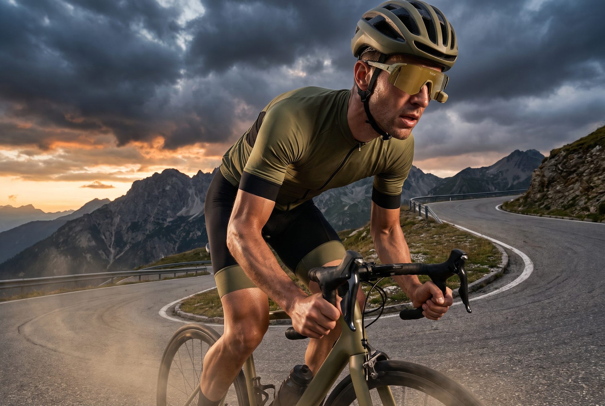 Matte Olive_Reflective Gold Sharp