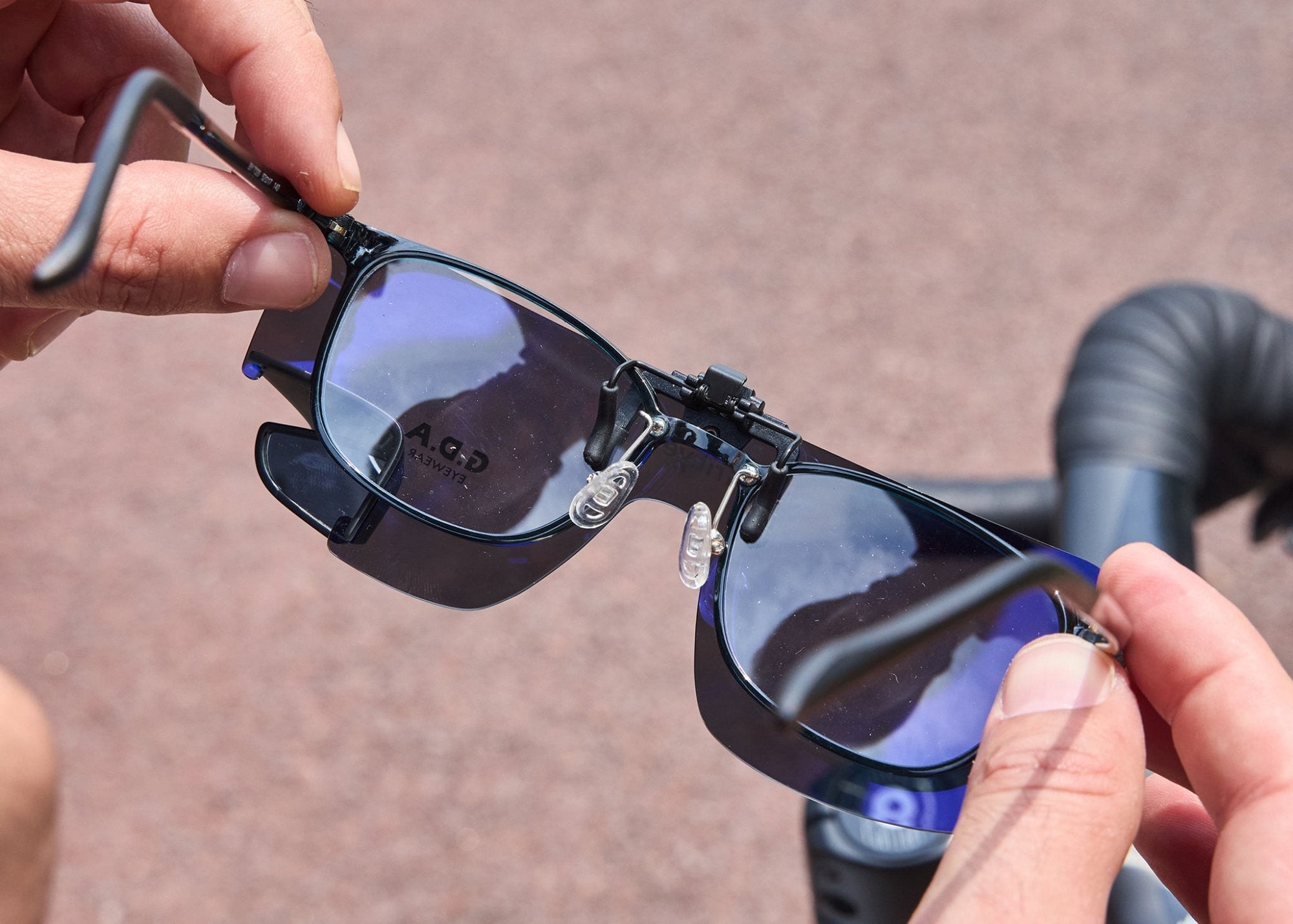 View Clip-On